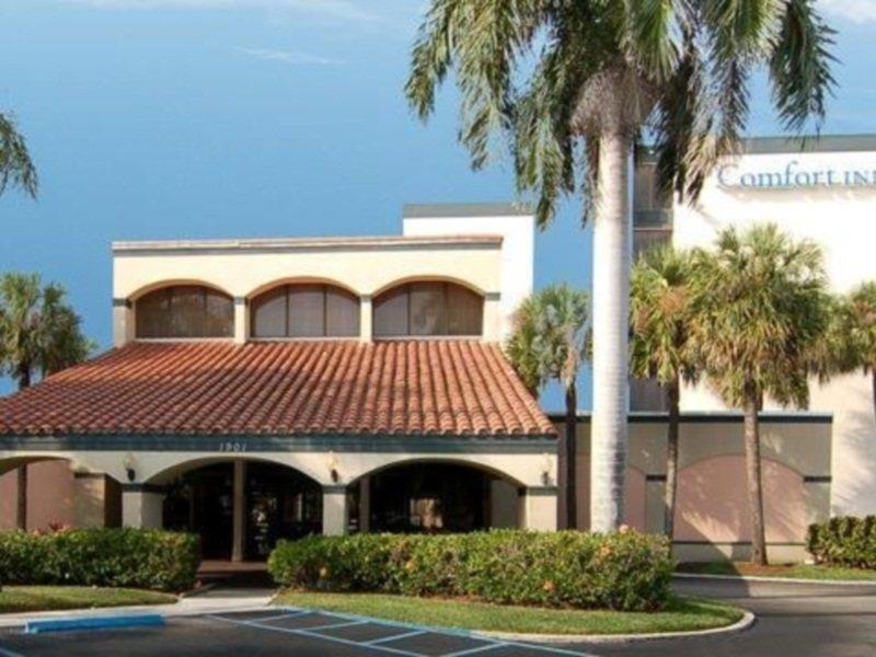 Ramada By Wyndham West Palm Beach Airport Exterior photo
